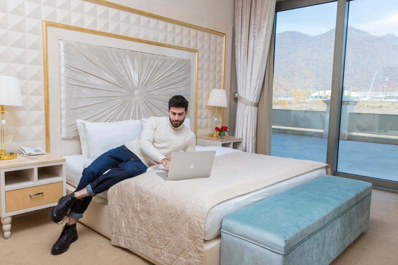 Gabala Garden Hotel Εξωτερικό φωτογραφία A guest at the hotel