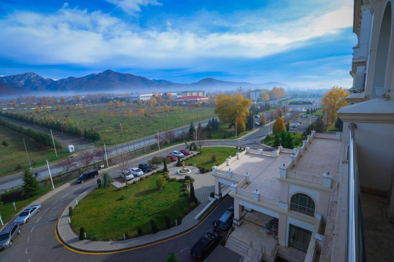 Gabala Garden Hotel Εξωτερικό φωτογραφία View of the hotel