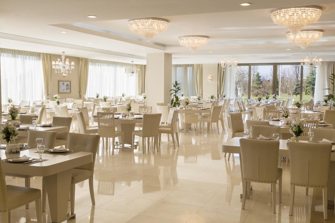 Gabala Garden Hotel Εξωτερικό φωτογραφία The restaurant